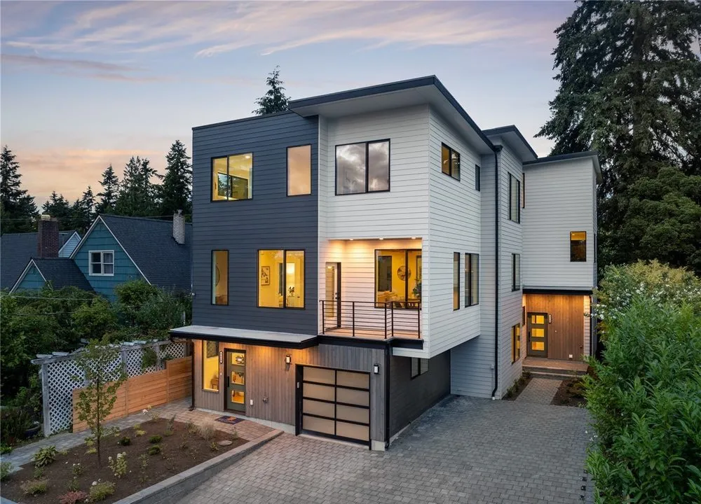 Slide of PNW Exterior Solutions