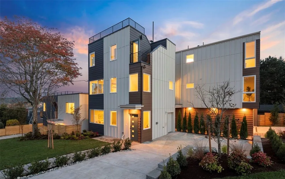 Slide of PNW Exterior Solutions