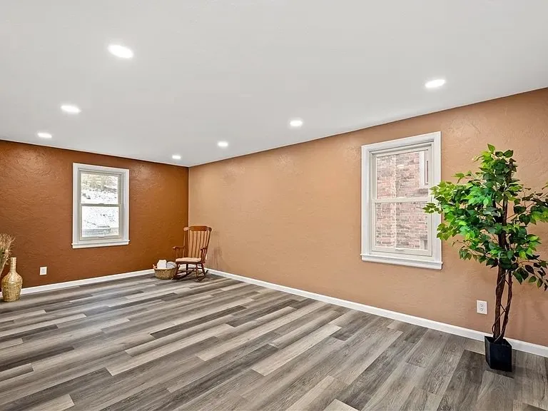 Slide of Poder Construction