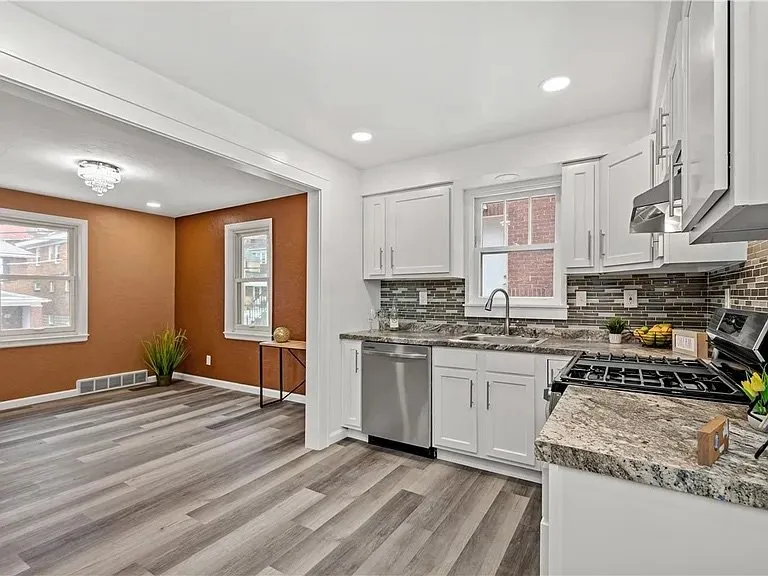 Slide of Poder Construction