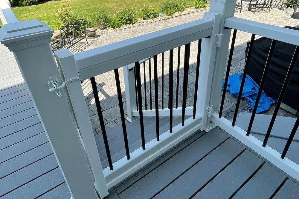 Slide of Point Judith Peaks