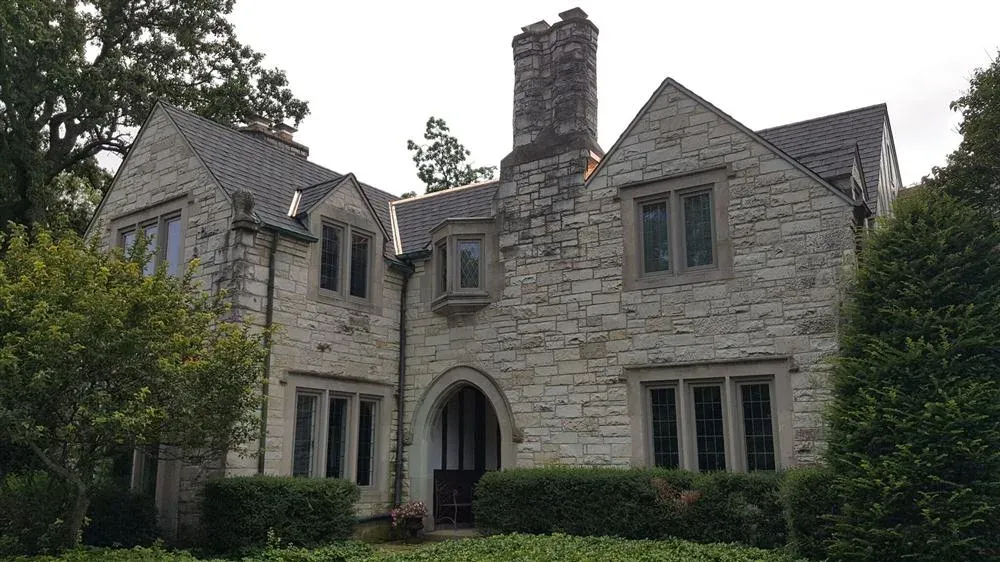 Slide of Pointe Roofing Pros