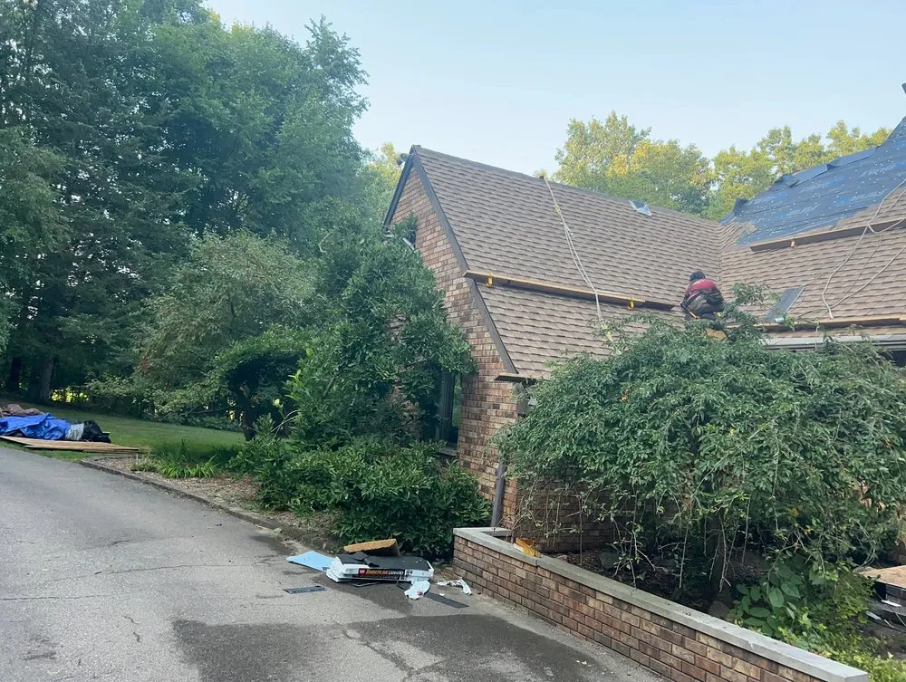 Slide of Pointe Roofing Pros