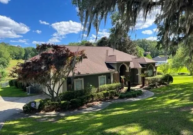 Licensed roof repair same-day service in Ochlocknee, GA by Polar Bear Industries