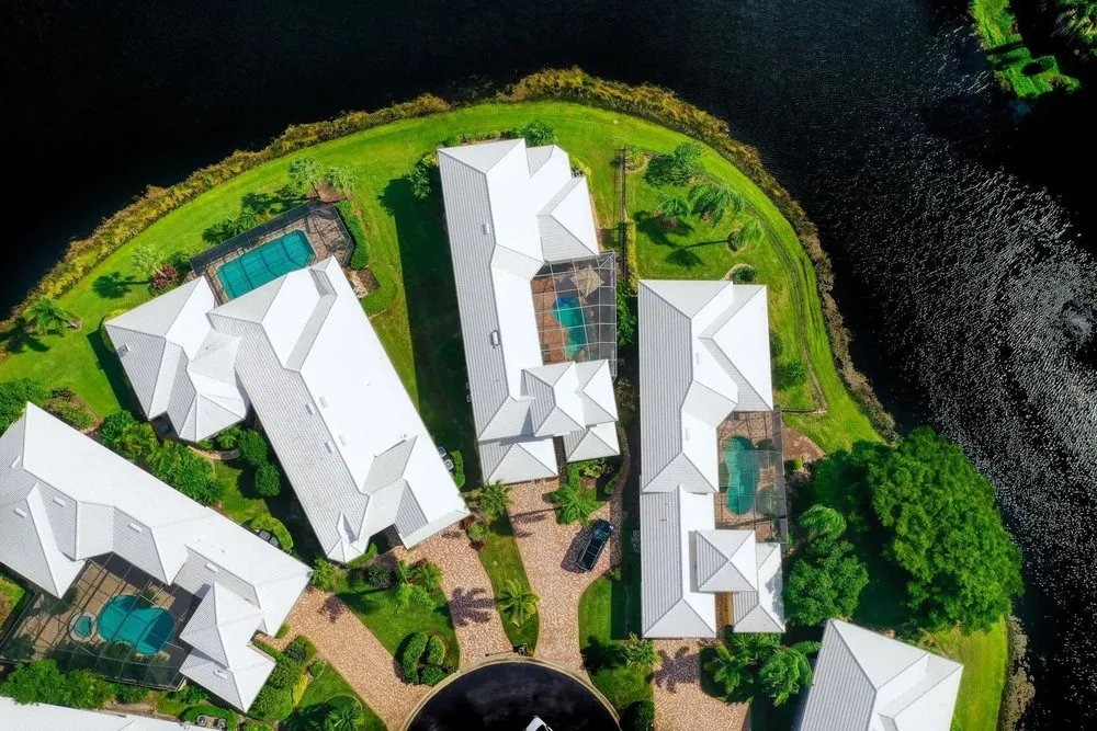 Slide of Polaris Roofing