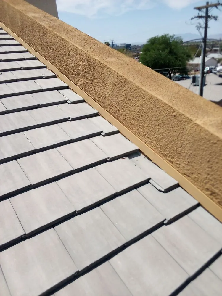 Slide of Pollitos Roofing