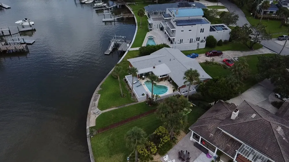 Slide of Polo Contractors