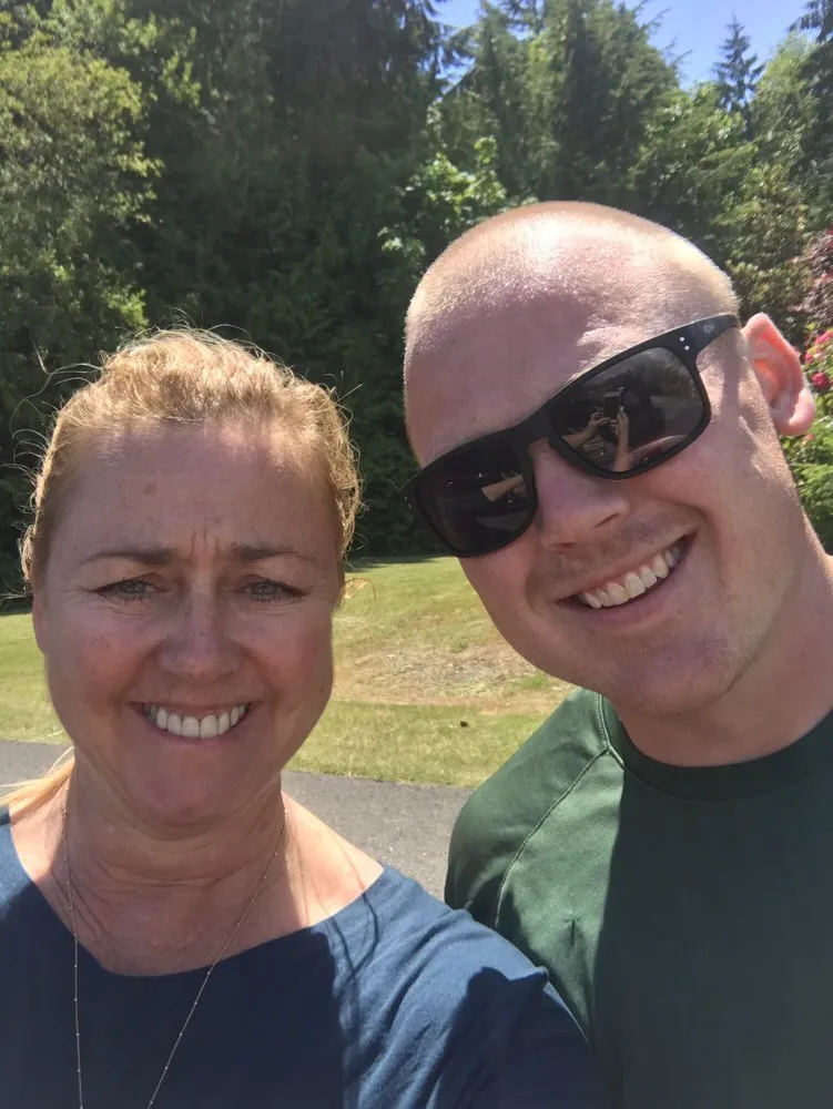 Slide of Port Orchard Roofing