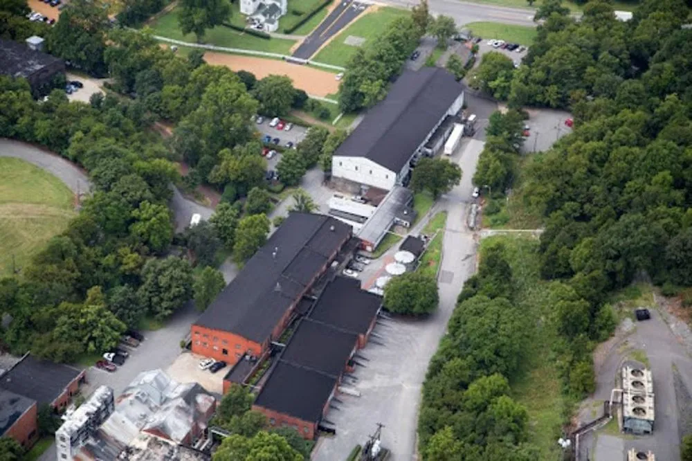 Local flat roof repair in Morrison, TN - Porter Roofing Contractors