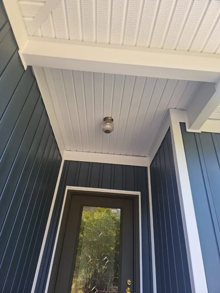 Emergency residential roofing service experts serving Venetia, PA - Porterhouse Remodeling