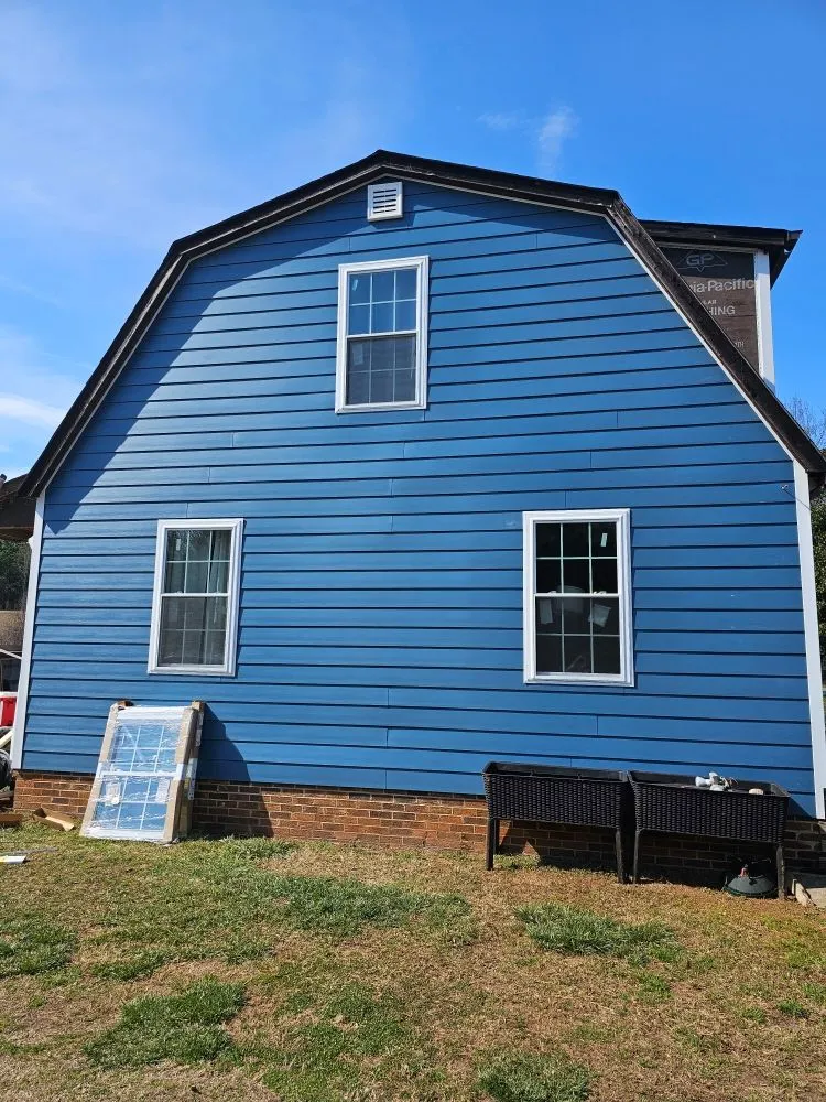 Top-rated residential roofing service for residential properties across Venetia, PA - Porterhouse Remodeling