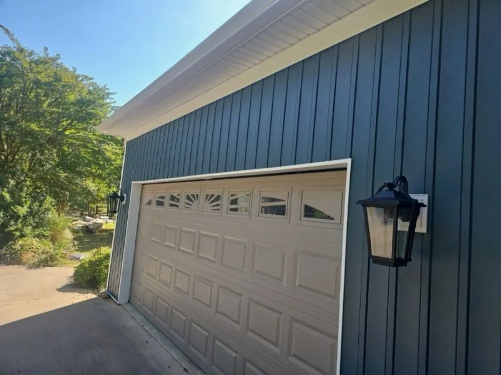 Local residential roofing service for homes in Venetia, PA by Porterhouse Remodeling