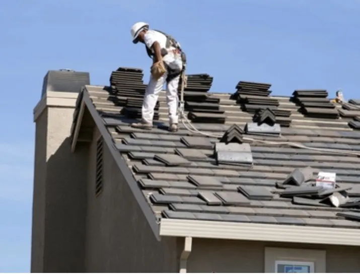 Slide of Portillo’s Roofing