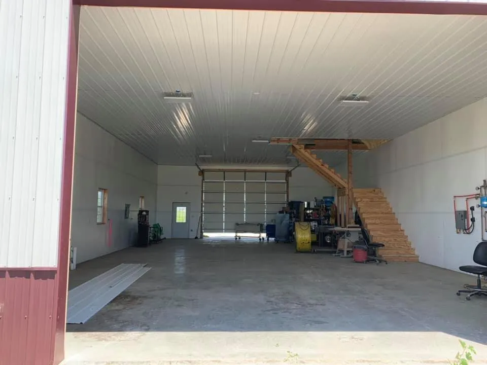 Slide of Post Frame Builders