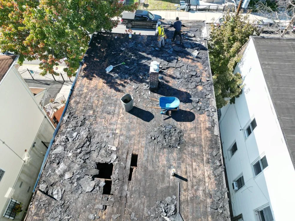 Slide of Poudink Construction and Roofing