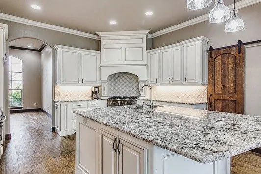 Power Roofing & Construction Logo