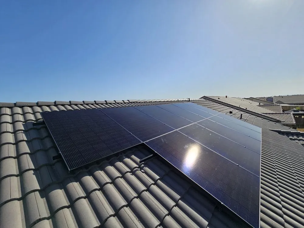 Slide of POWER SOLAR Structures Construction