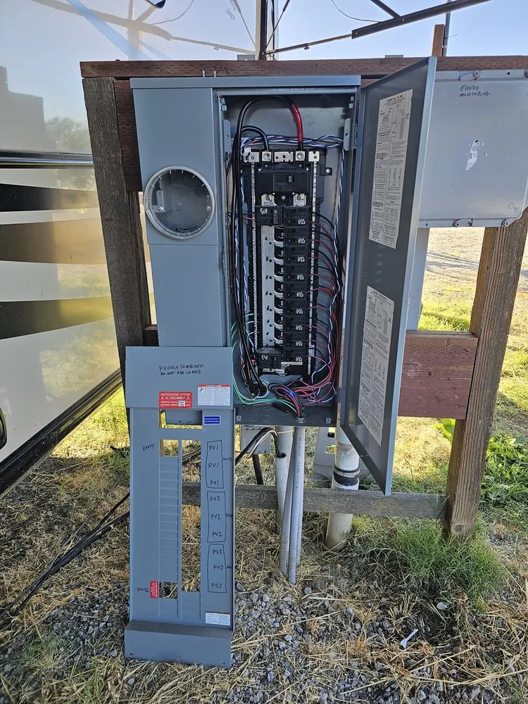 Slide of POWER SOLAR Structures Construction