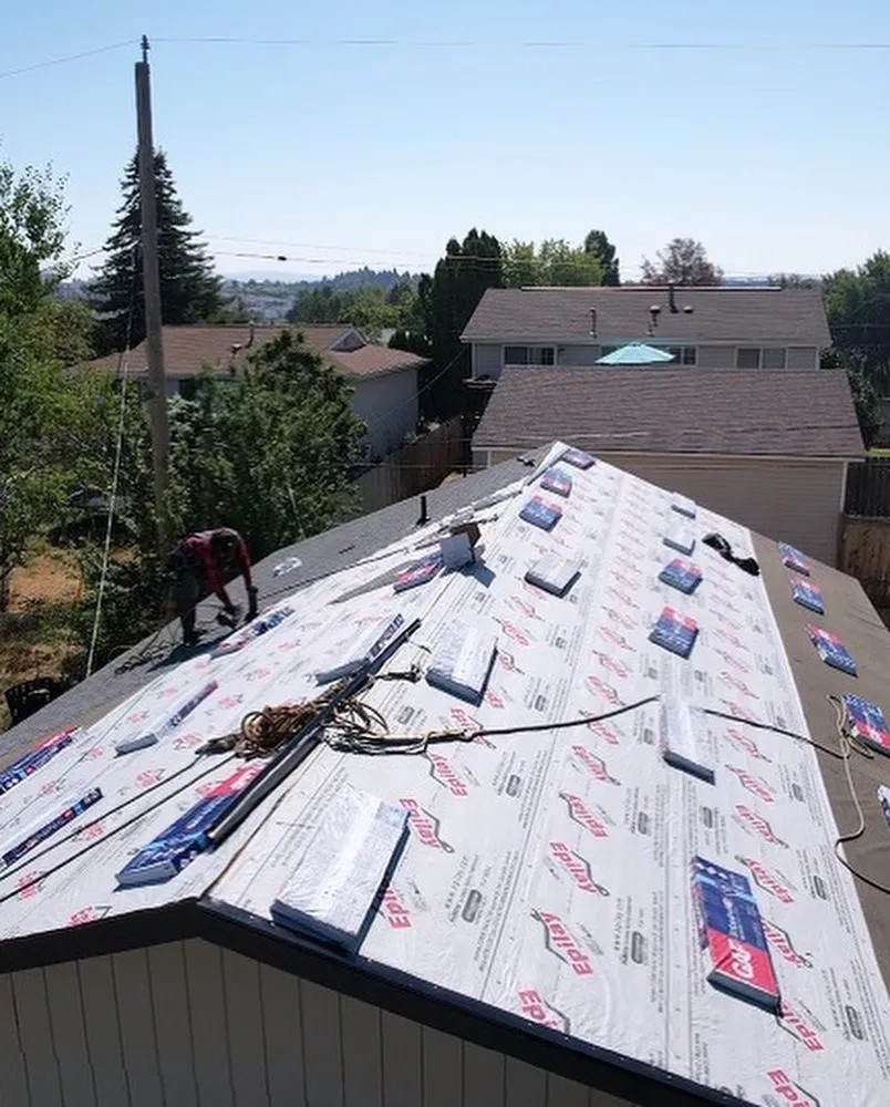 Slide of PowerMax Roofing