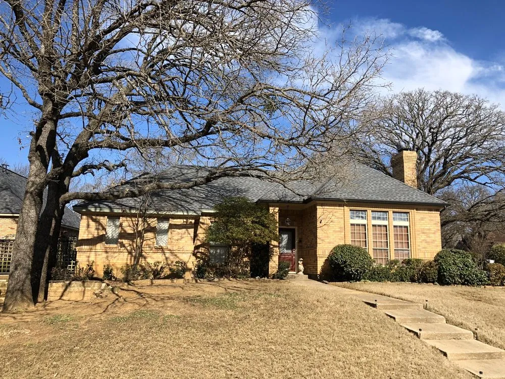 Slide of Praus Construction