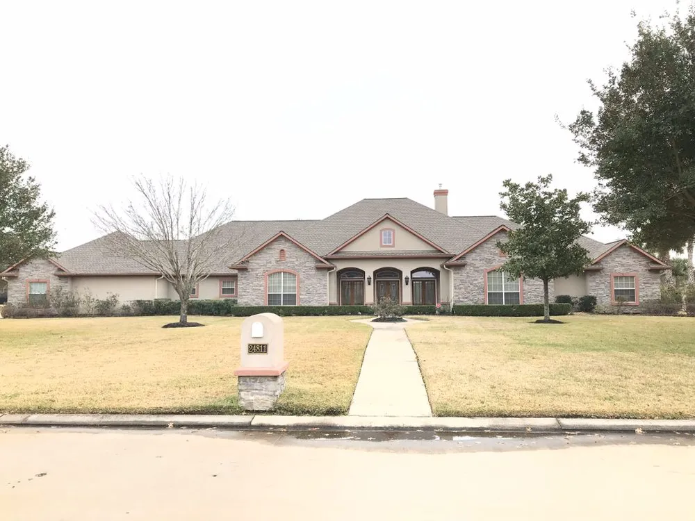 Slide of Precise Roofing and Construction