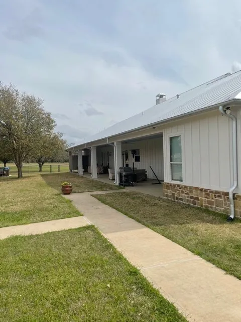 Slide of Precision Seamless Gutters