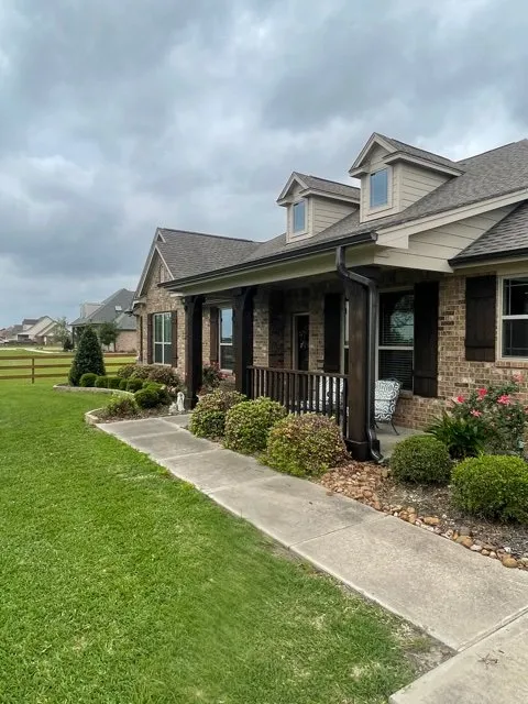 Slide of Precision Seamless Gutters