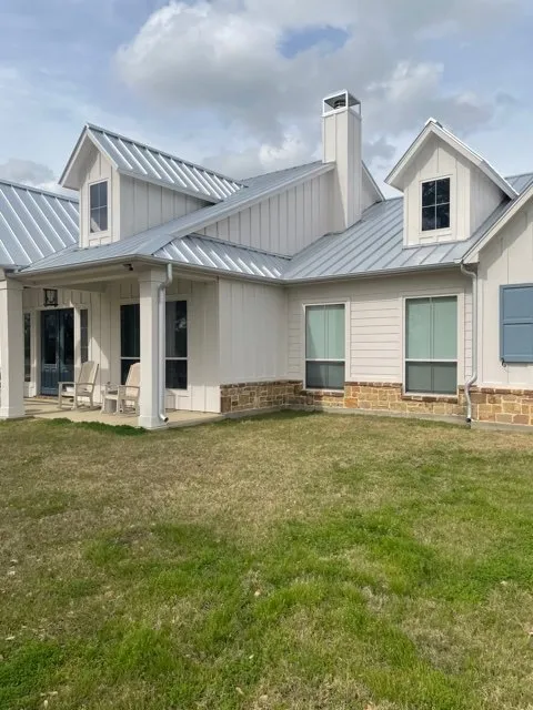 Slide of Precision Seamless Gutters