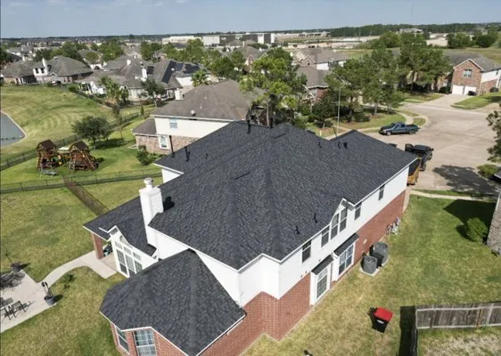 Preeminence Roofing Logo