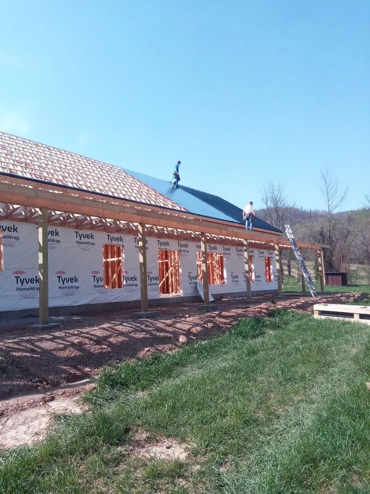 Reliable shingle roofing service for fast service across Kings Mountain, KY - Preferred Roofing