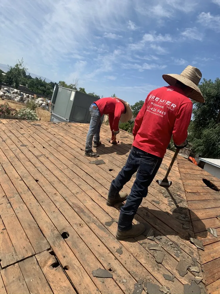 Slide of Premier Construction & Roofing