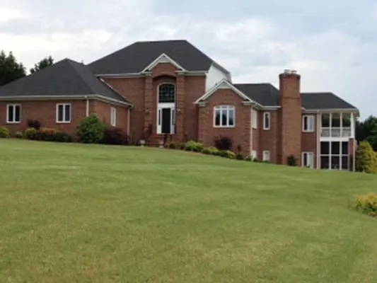 Premier Construction Roofing Logo