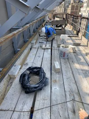 Premier Ny Building Logo