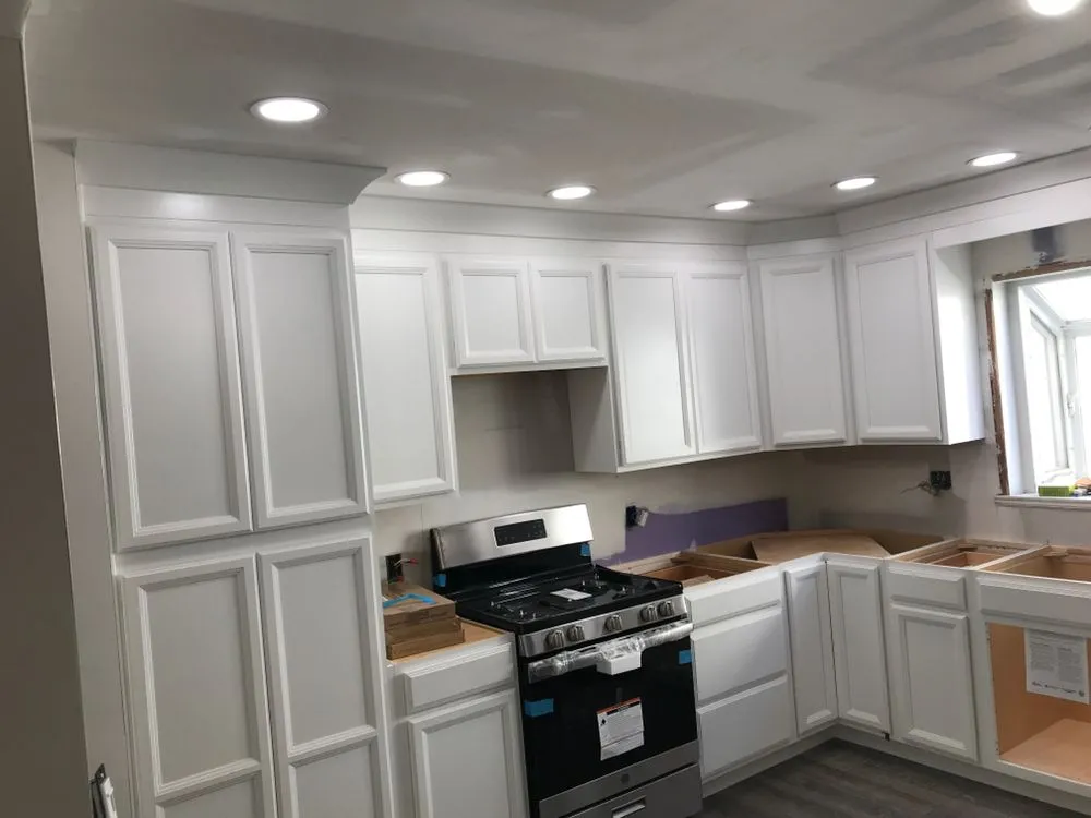 Licensed flat roof repair with free inspection across Manalapan Township, NJ - Premier One Design & Construction