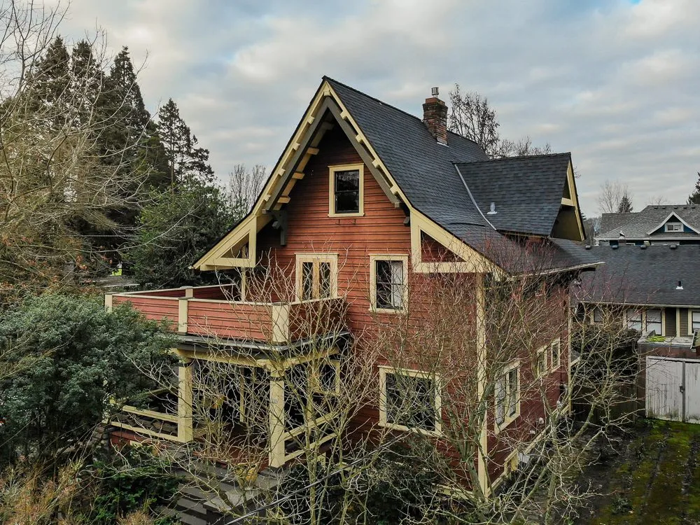 Slide of Premier Pacific Roofing