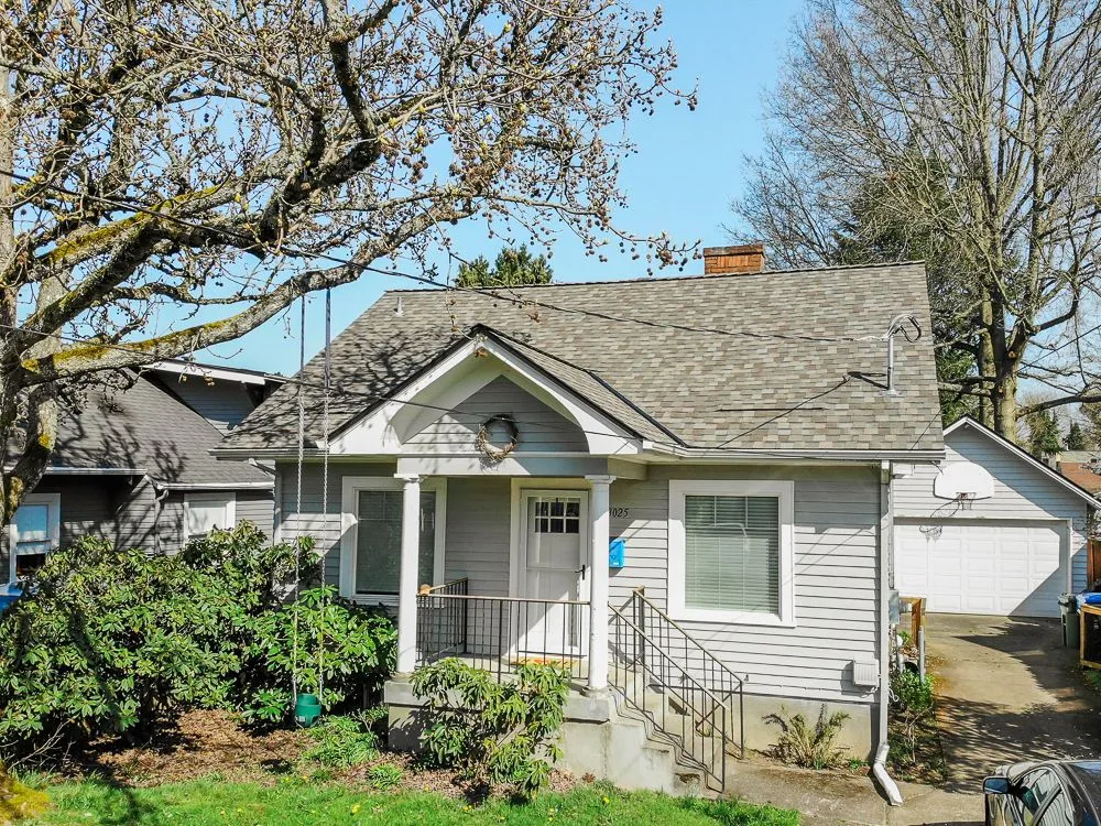 Slide of Premier Pacific Roofing