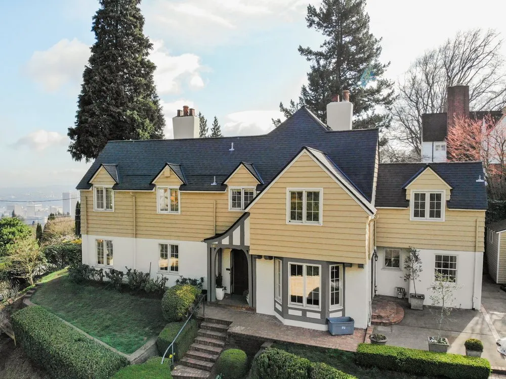 Slide of Premier Pacific Roofing