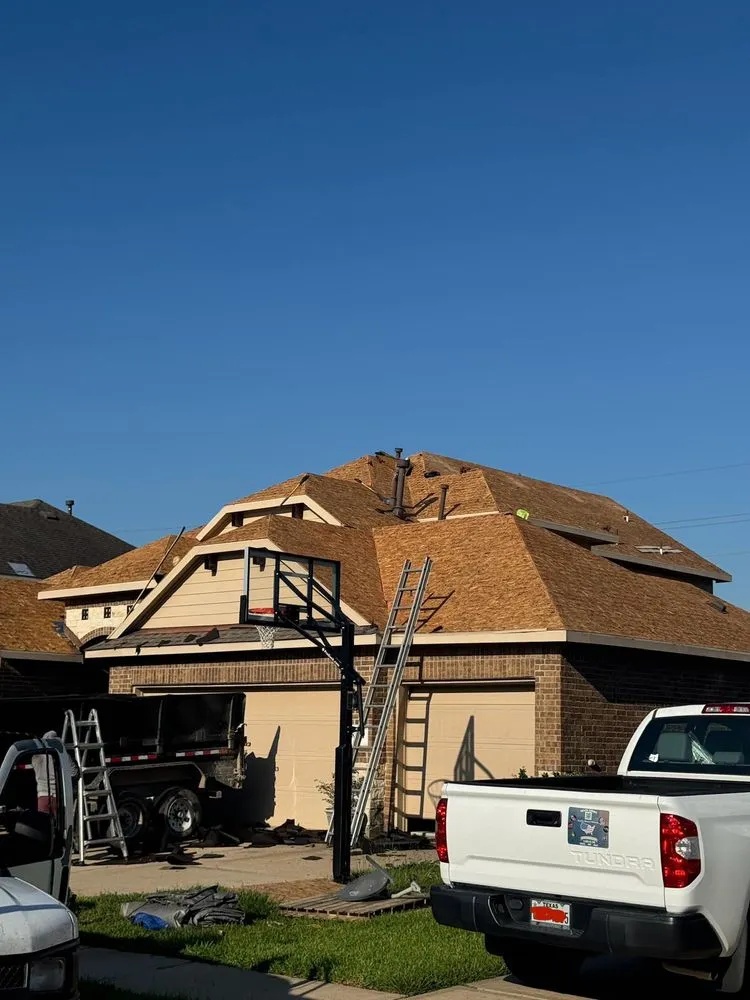 Top-rated shingle roofing service experts serving Huffman, TX - Premier Roofing and Renovations
