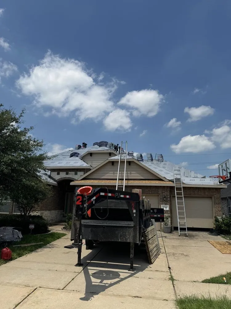 Top-rated residential roofing service experts serving Huffman, TX - Premier Roofing and Renovations