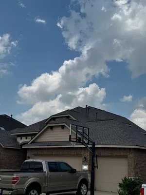 Premier Roofing and Renovations Logo