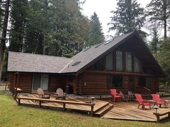 Local roof inspection experts serving Cheshire, OR - Premier Roofing Services