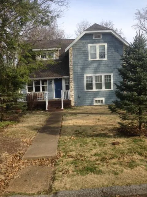 Slide of Premier Roofing Stl