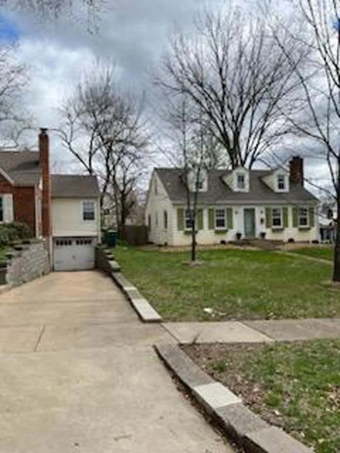 Slide of Premier Roofing Stl