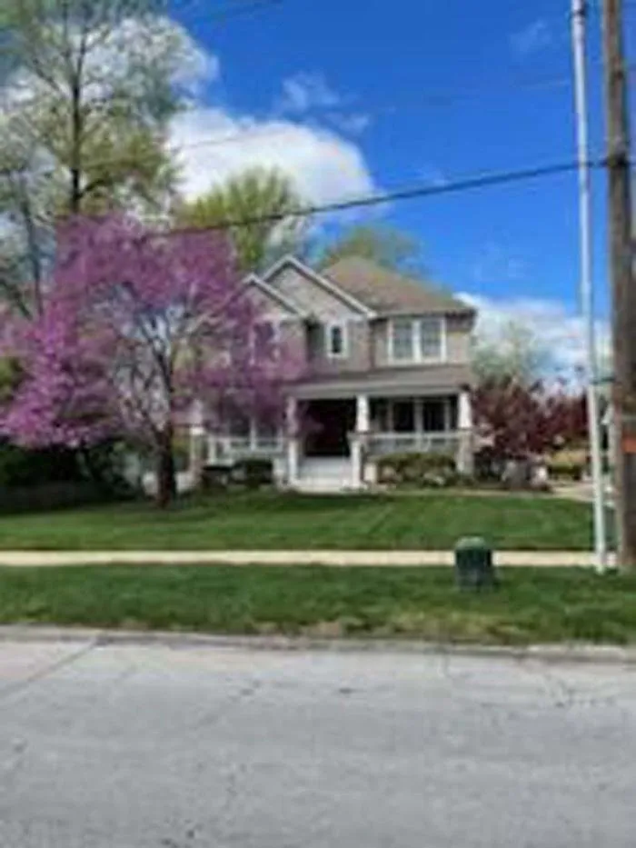 Slide of Premier Roofing Stl