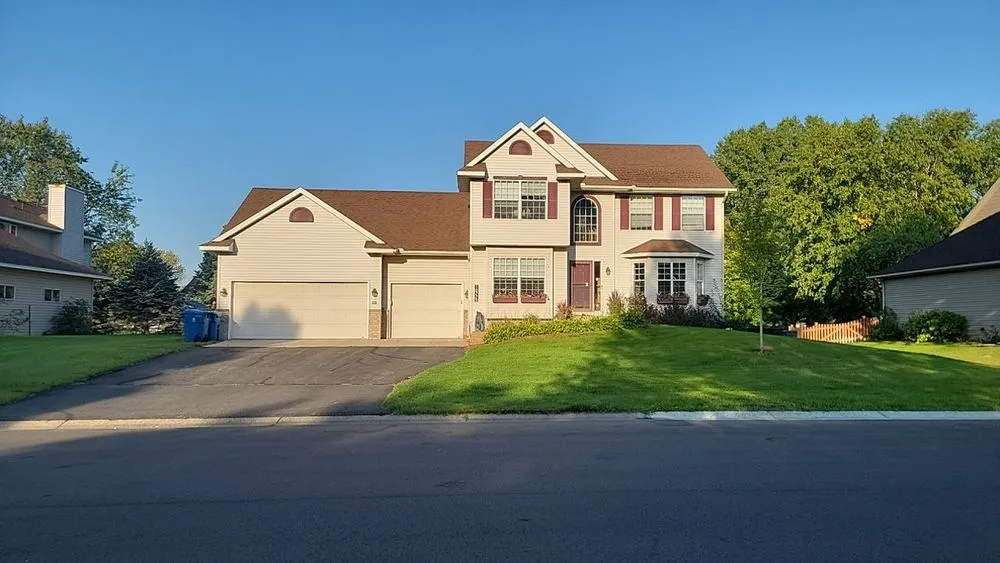 Slide of Premiere Exteriors