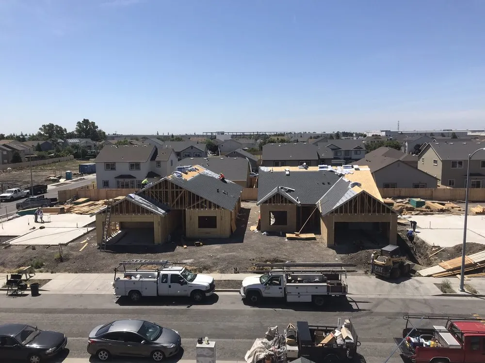 Slide of Premiere Roofing