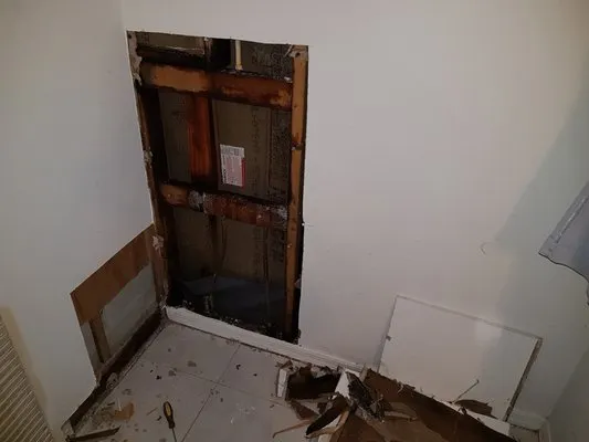 Premium Payment Relief Logo