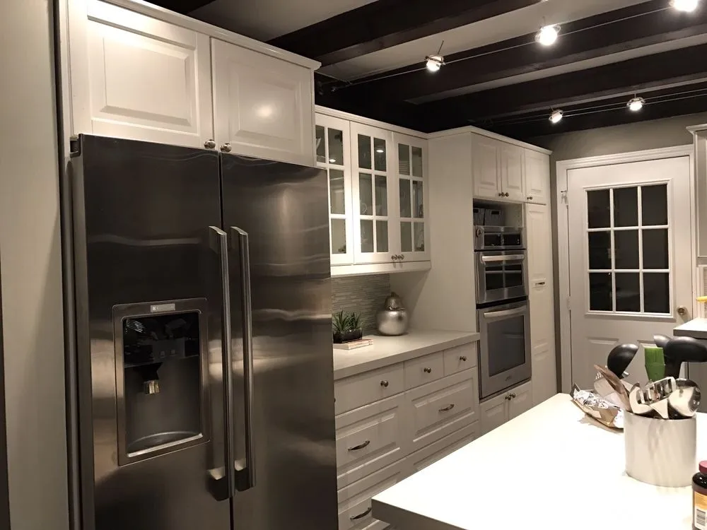 Professional flat roof repair experts serving Encino, CA - Premium Remodeling