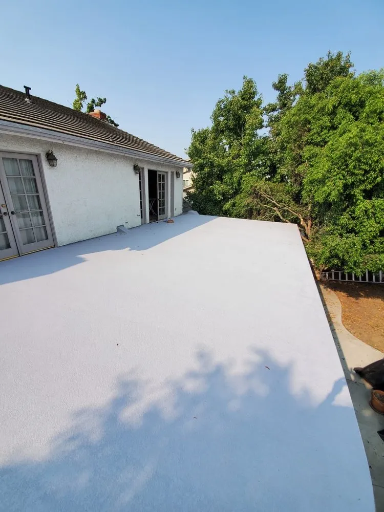 Reliable roof leak repair same-day service across Encino, CA - Premium Remodeling