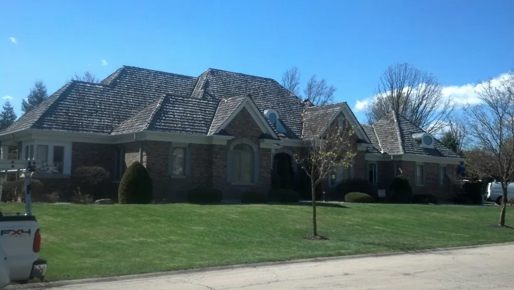 Slide of Presidential Roofing